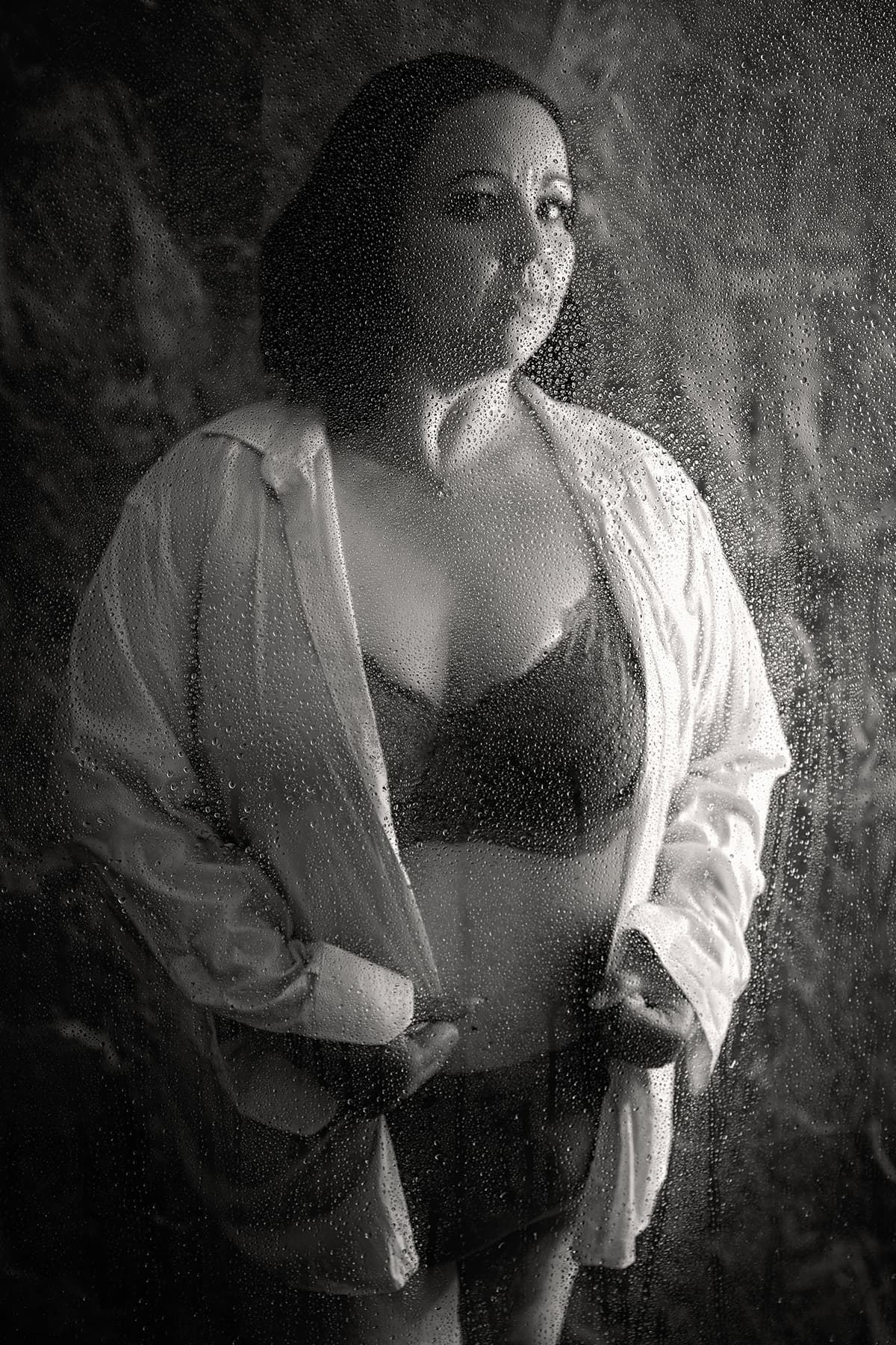 H2Glow mansion bathtub portrait
