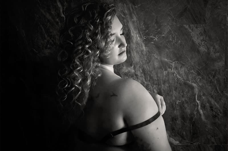 H₂GLOW water boudoir photography - bathtub and shower at Boudoir by Angel Eyes