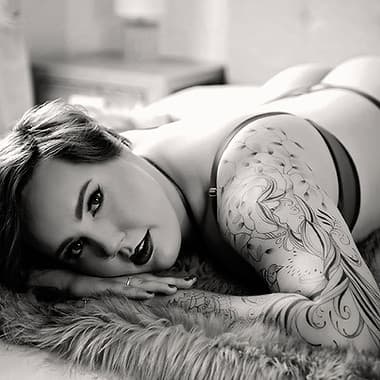 Esther boudoir testimonial - empowering experience