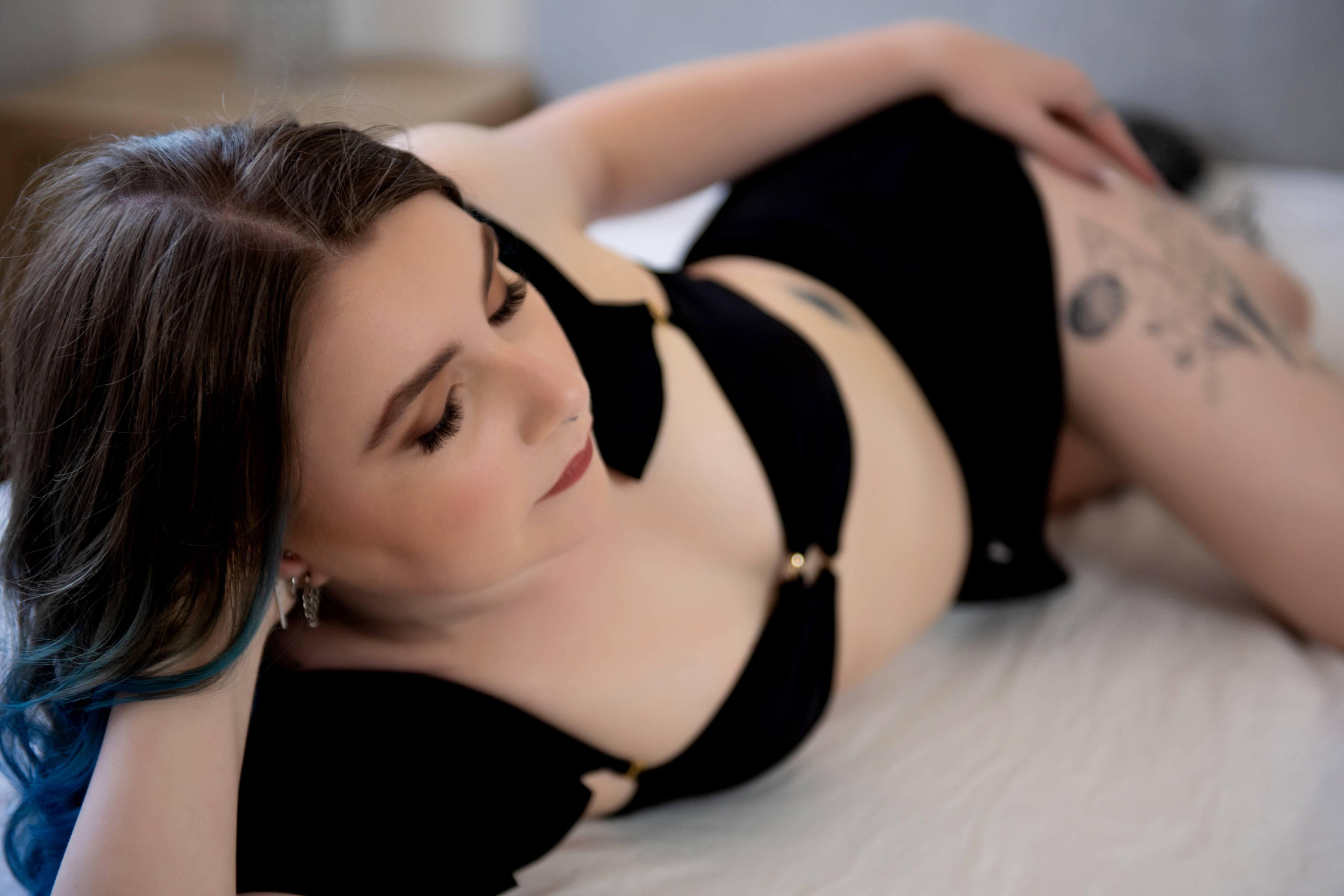 blue hair black outfit with boudoir photographer Gold Coast